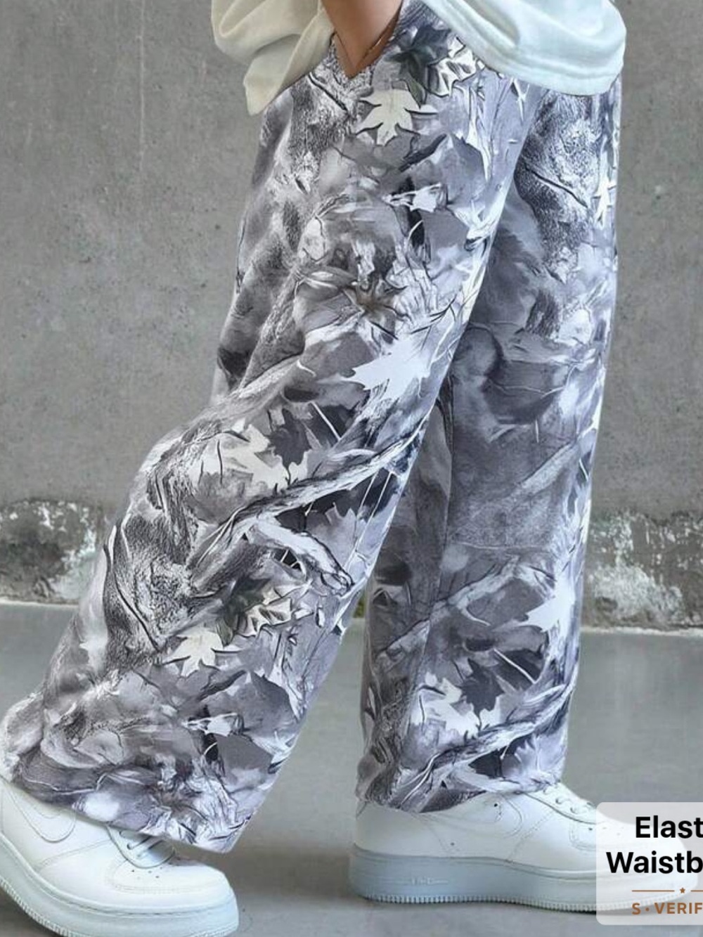Gray Camouflage Print Straight Leg Sweatpants